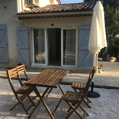 Apartment Le Nomade Au Clos En Provence